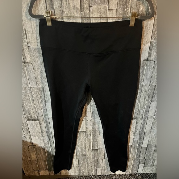 Modetta Black High-Waisted fleece lined Leggings - Picture 2 of 5